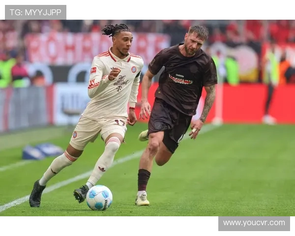 拜仁亿元锋线博弈：孔帕尼亲定核心 + 转会费拉锯战升级